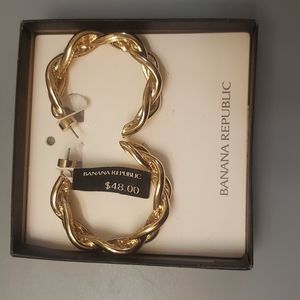 Banana republic gold braided hoops